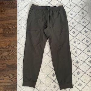 Men’s Lululemon joggers